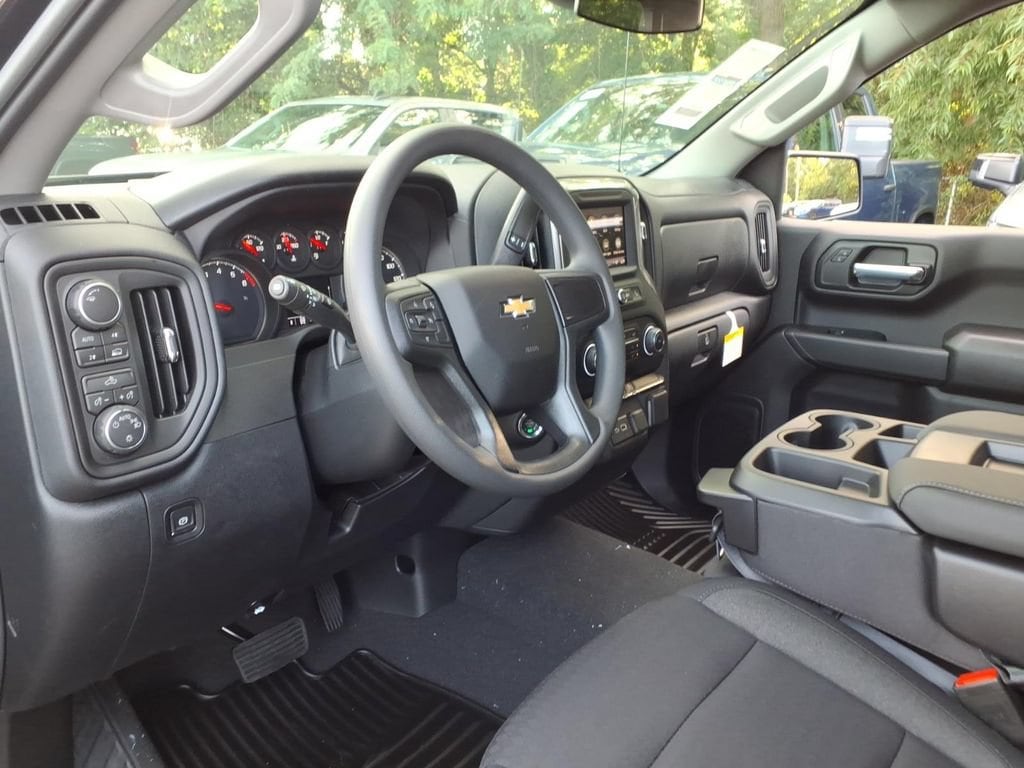 2026 Chevrolet Silverado 1500 Custom - Photo 12