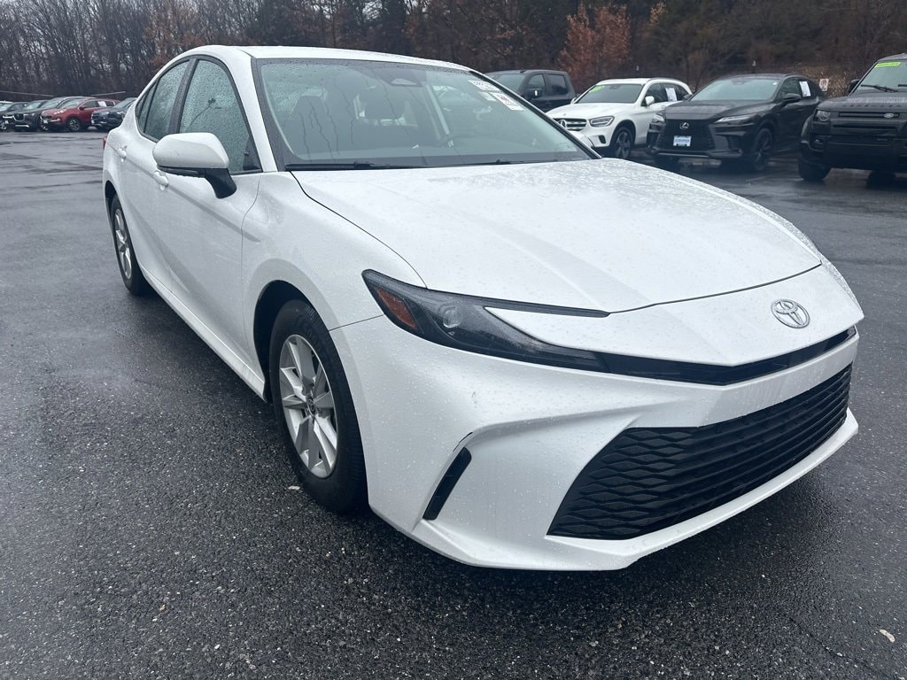 Used 2025 Toyota Camry LE