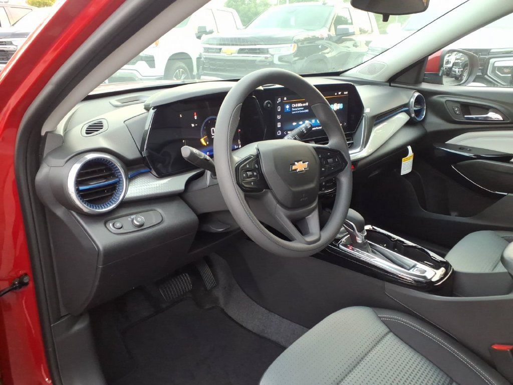 2026 Chevrolet Trax LT - Photo 12