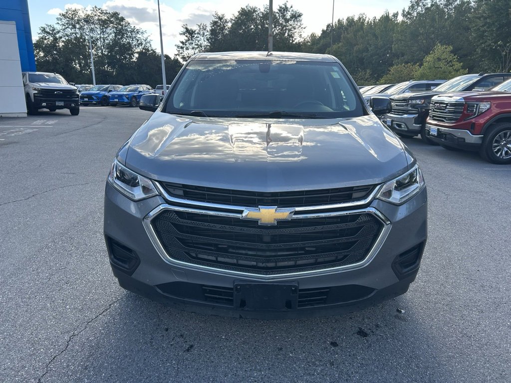 2019 Chevrolet Traverse LS photo 2