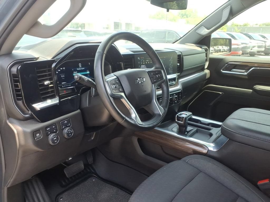 2024 Chevrolet Silverado 1500 RST - Photo 12