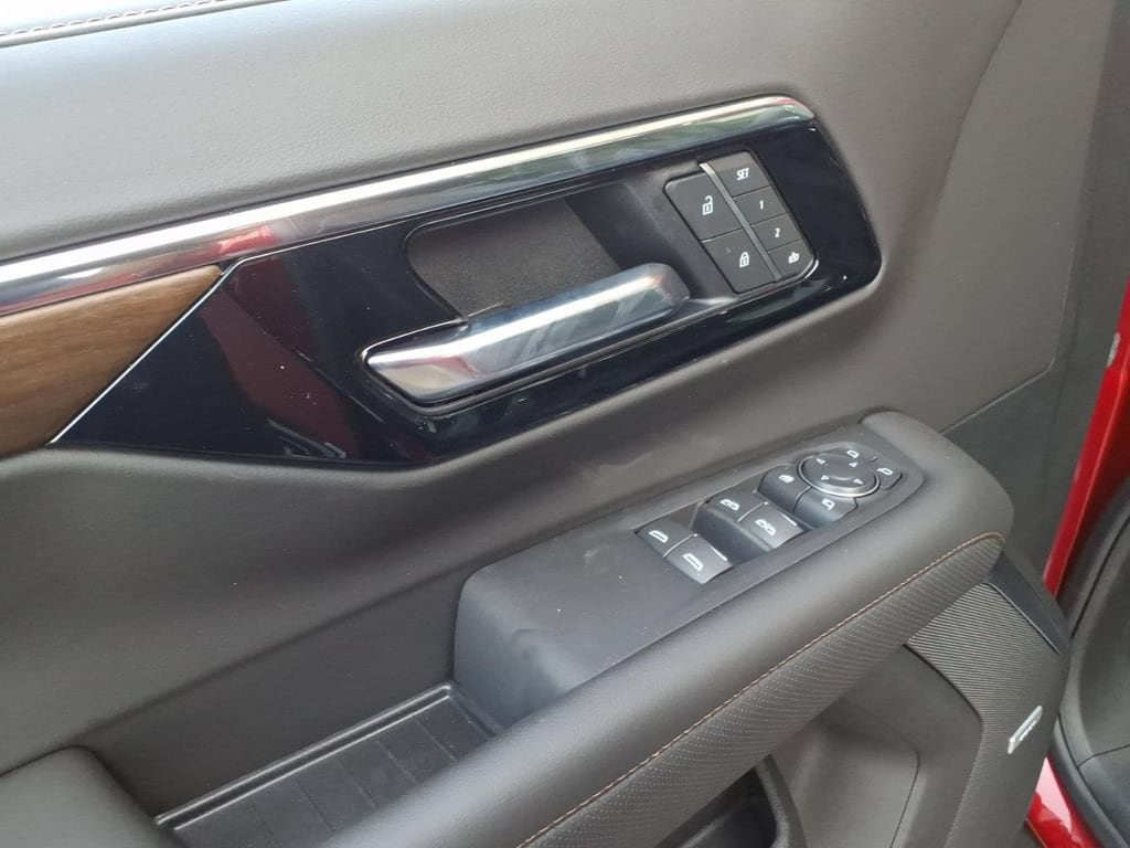 2026 Chevrolet Tahoe High Country - Photo 13