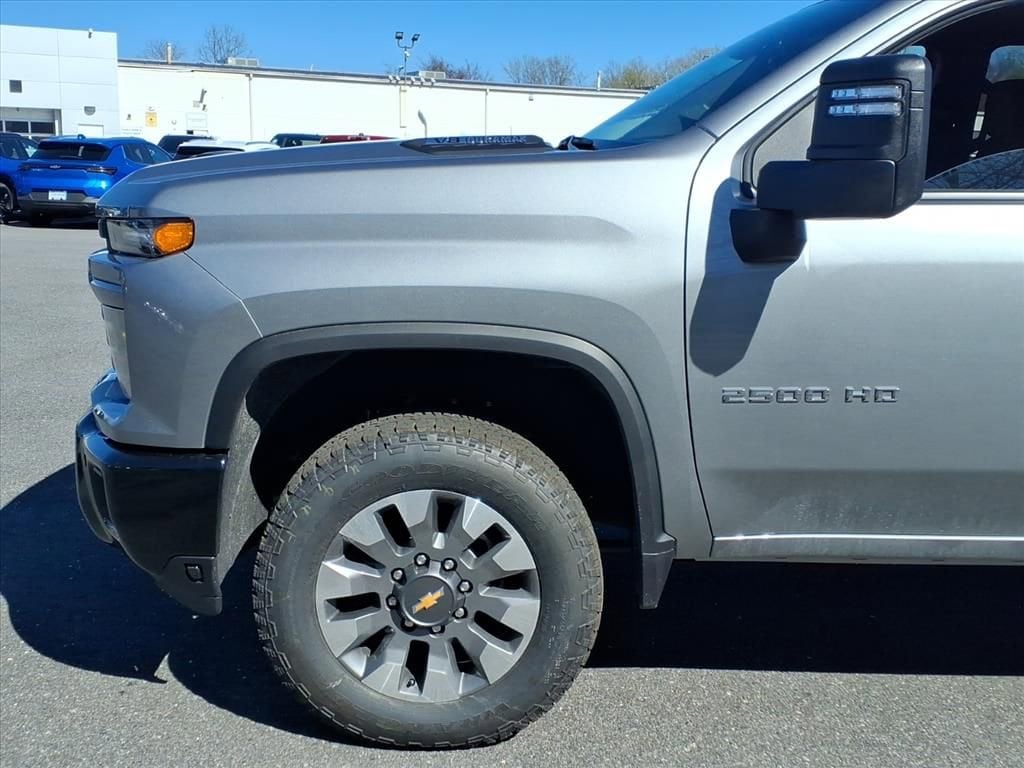 2026 Chevrolet Silverado 2500 HD Custom - Photo 7