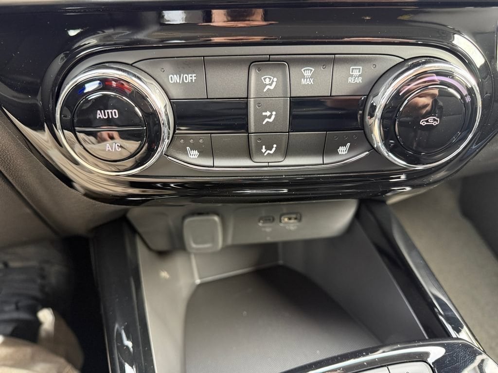 2026 Chevrolet Trax Activ - Photo 19