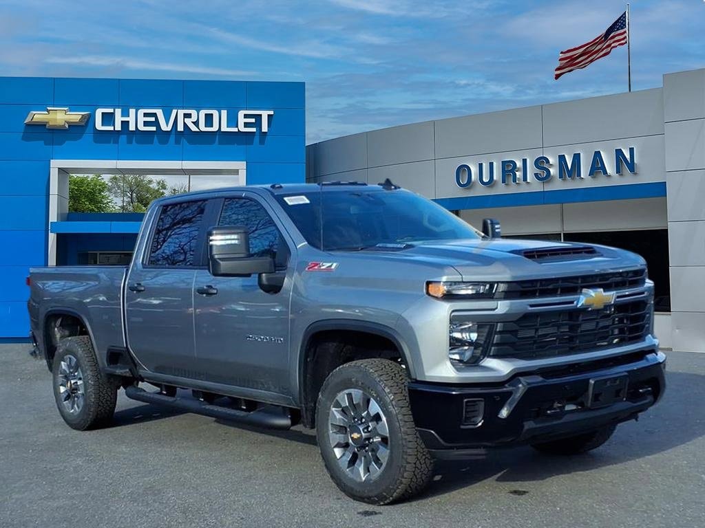 2026 Chevrolet Silverado 2500HD Custom's photo