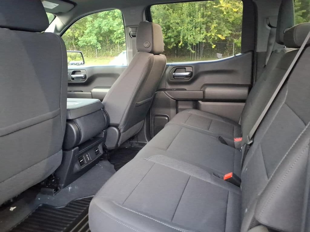 2026 Chevrolet Silverado 1500 Custom - Photo 14