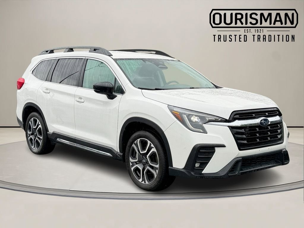 2024 Subaru Ascent Limited 7 Passenger's photo
