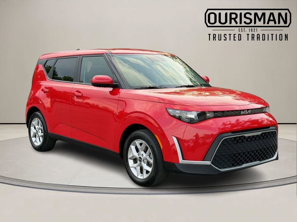 2025 Kia Soul 2.0L LX IVT's photo