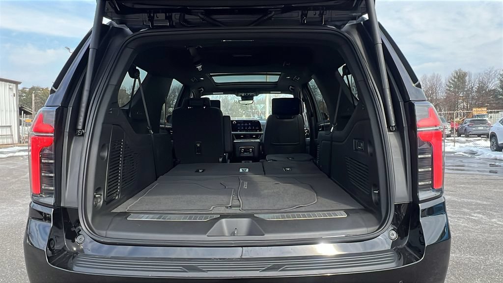 2026 Chevrolet Suburban High Country - Photo 13