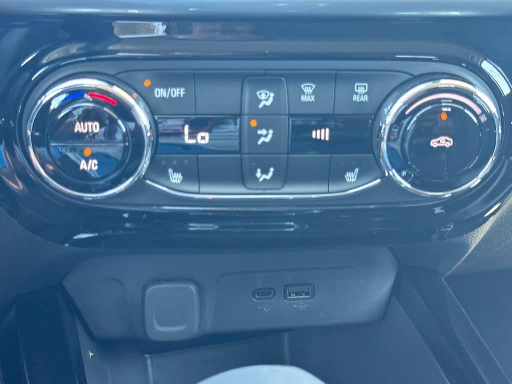 2026 Chevrolet Trax LT - Photo 24