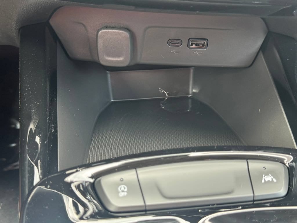 2026 Chevrolet Trax Activ - Photo 25