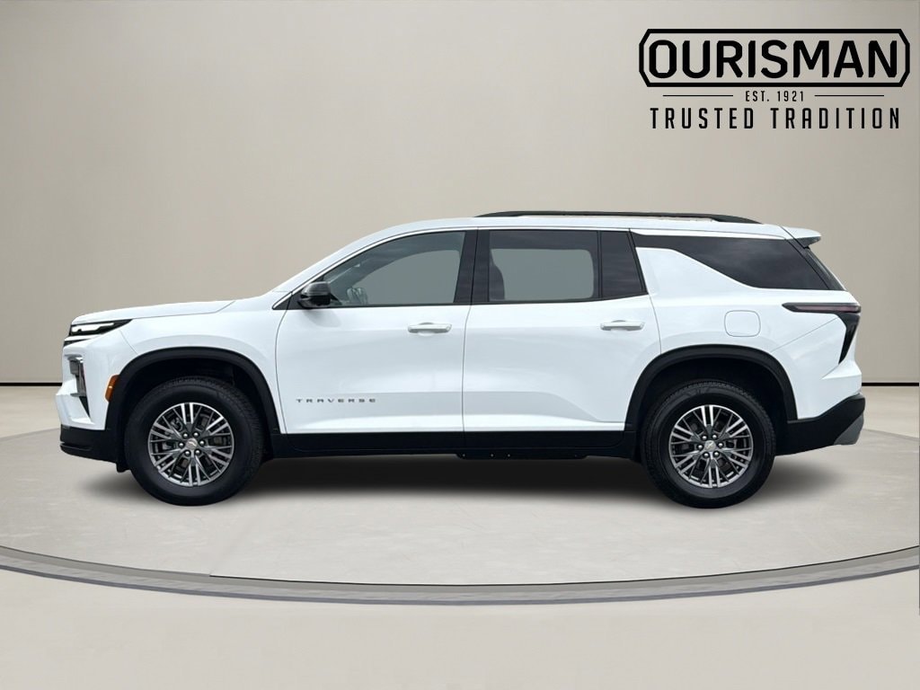 Used 2024 Chevrolet Traverse LT SUV