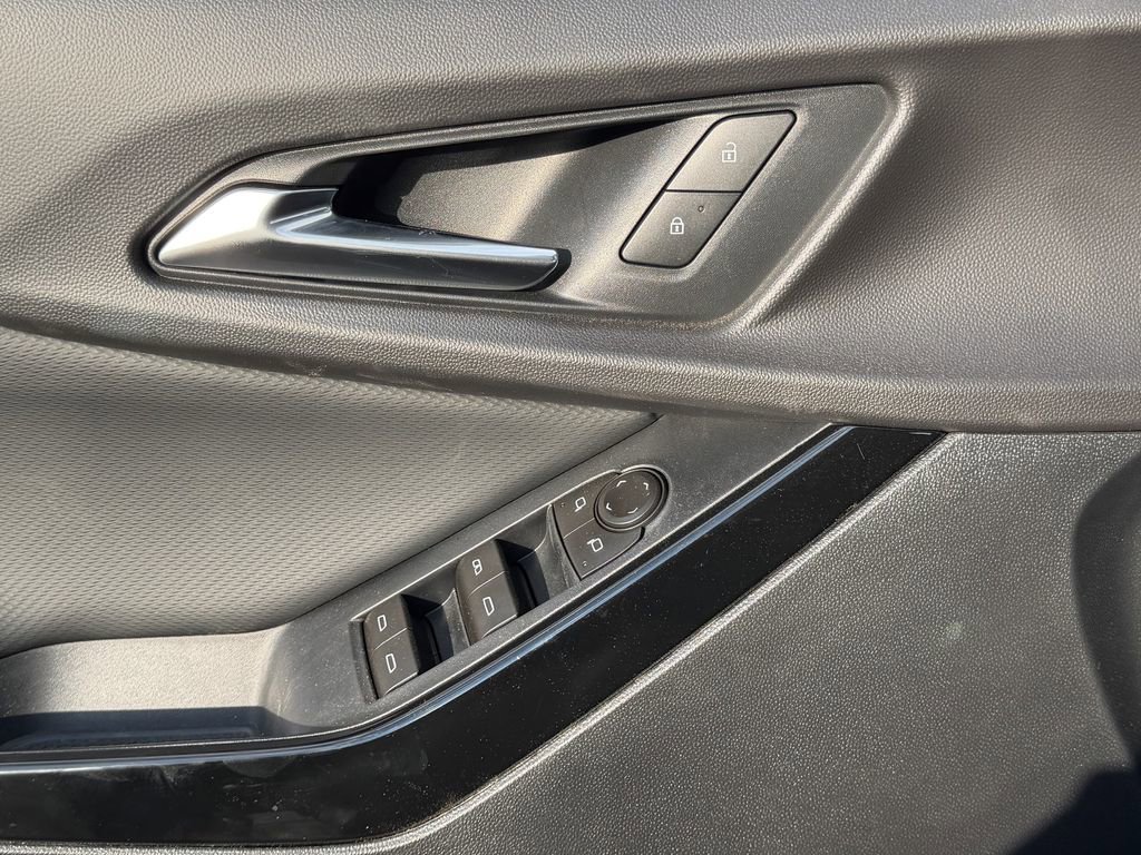 2026 Chevrolet Equinox LT - Photo 29