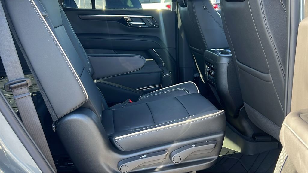 2026 Chevrolet Tahoe Premier - Photo 12