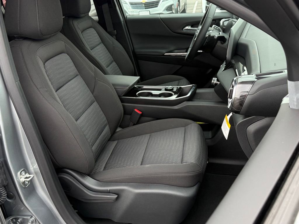 2026 Chevrolet Equinox LT - Photo 8