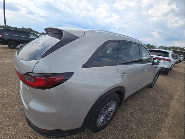 2024 Mazda CX-90 3.3 Turbo Preferred photo 4