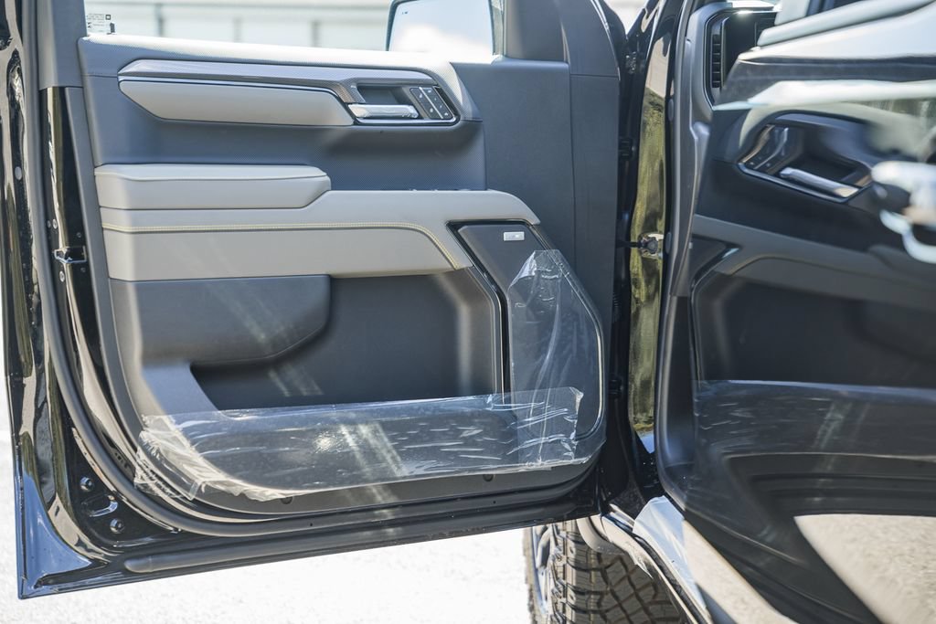 2026 Chevrolet Silverado 1500 ZR2 - Photo 36