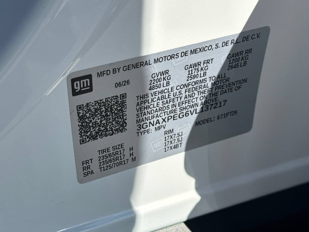 2027 Chevrolet Equinox LT - Photo 22