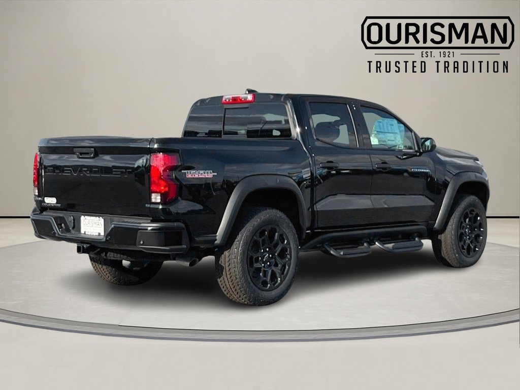 2026 Chevrolet Colorado Trail Boss photo 4