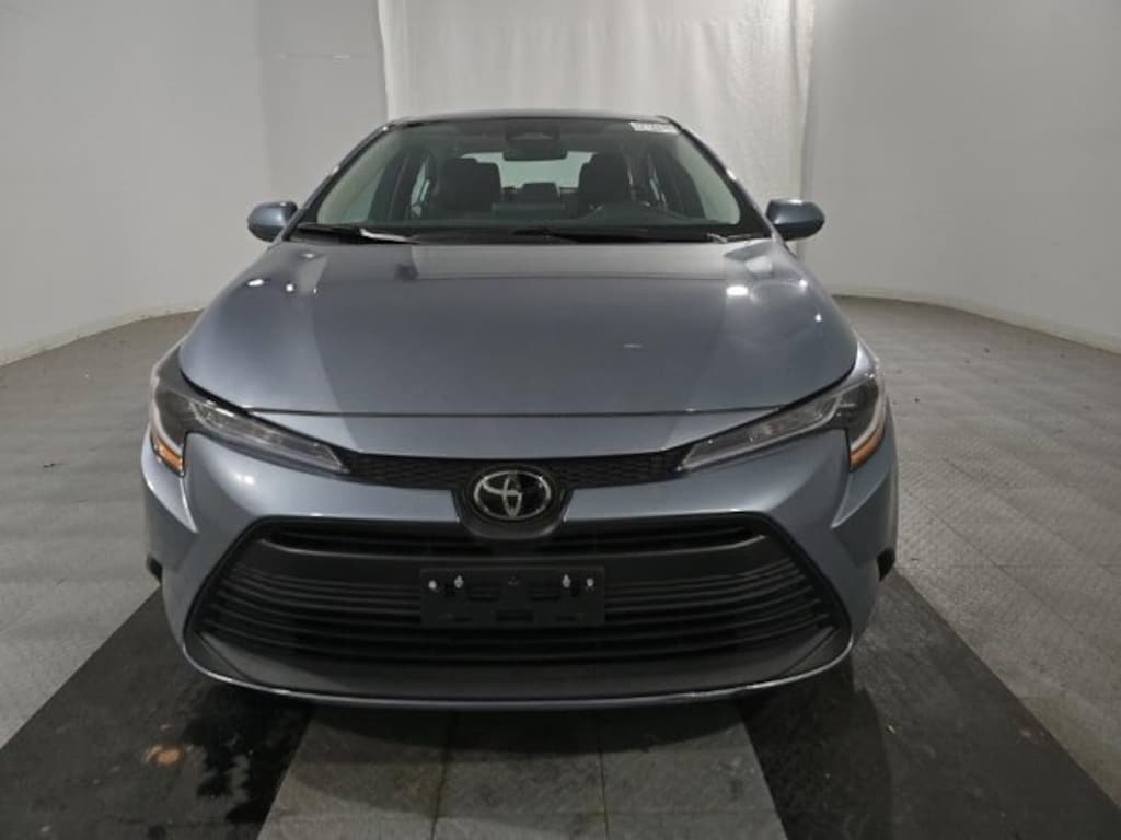 Used 2025 Toyota Corolla LE Sedan
