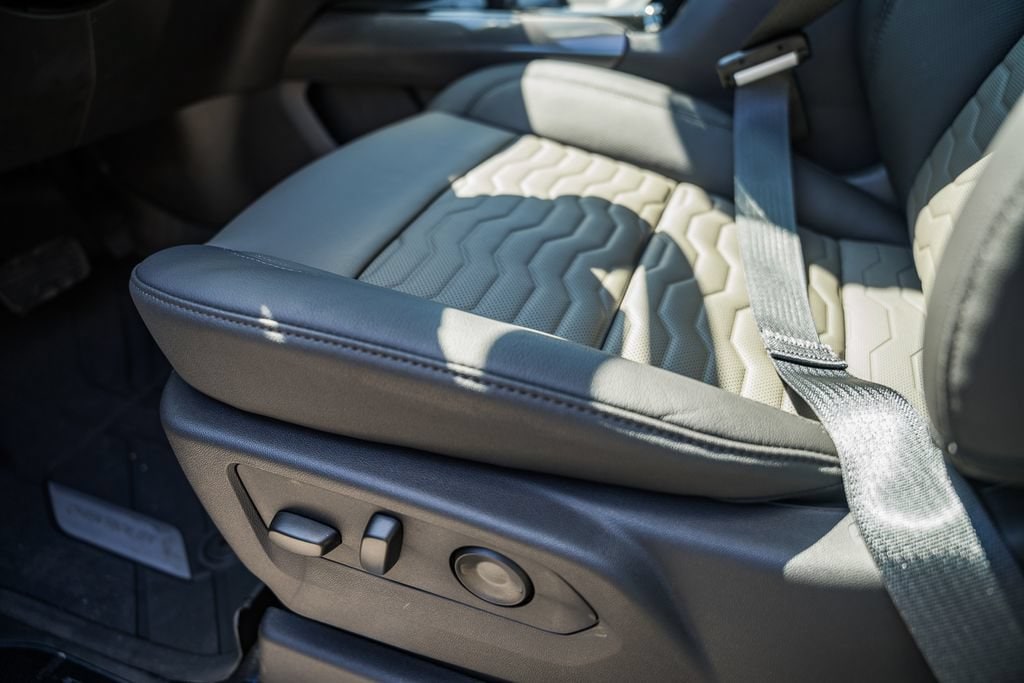 2026 Chevrolet Silverado 1500 ZR2 - Photo 33