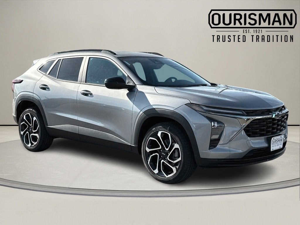 2026 Chevrolet Trax RS's photo