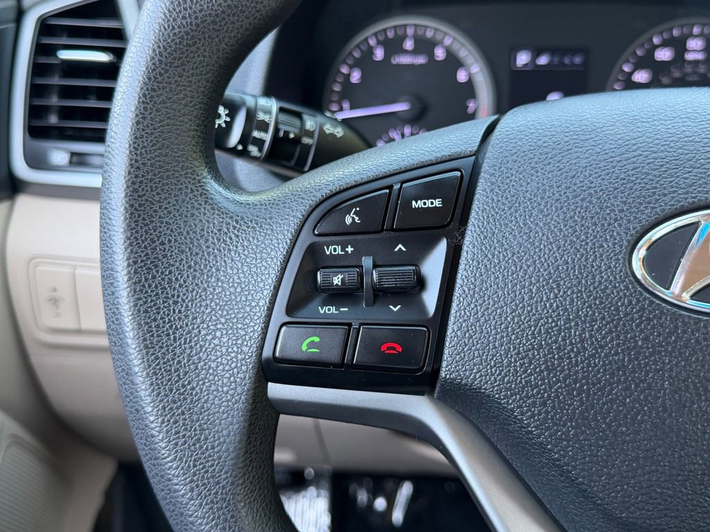 2017 Hyundai Tucson SE - Photo 28