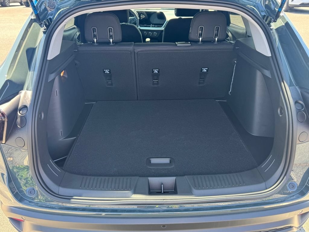 2026 Chevrolet Trax LS - Photo 8