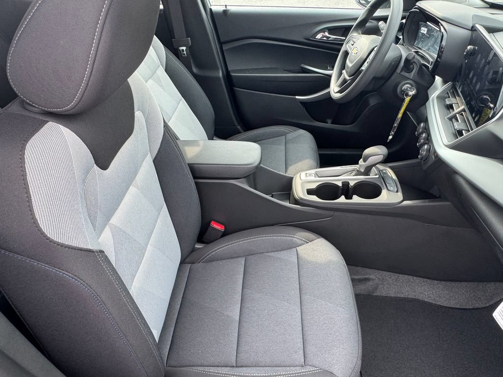 2026 Chevrolet Trax LS - Photo 14