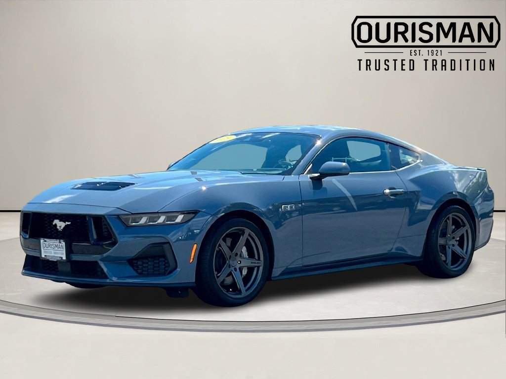 2025 Ford Mustang GT photo 2