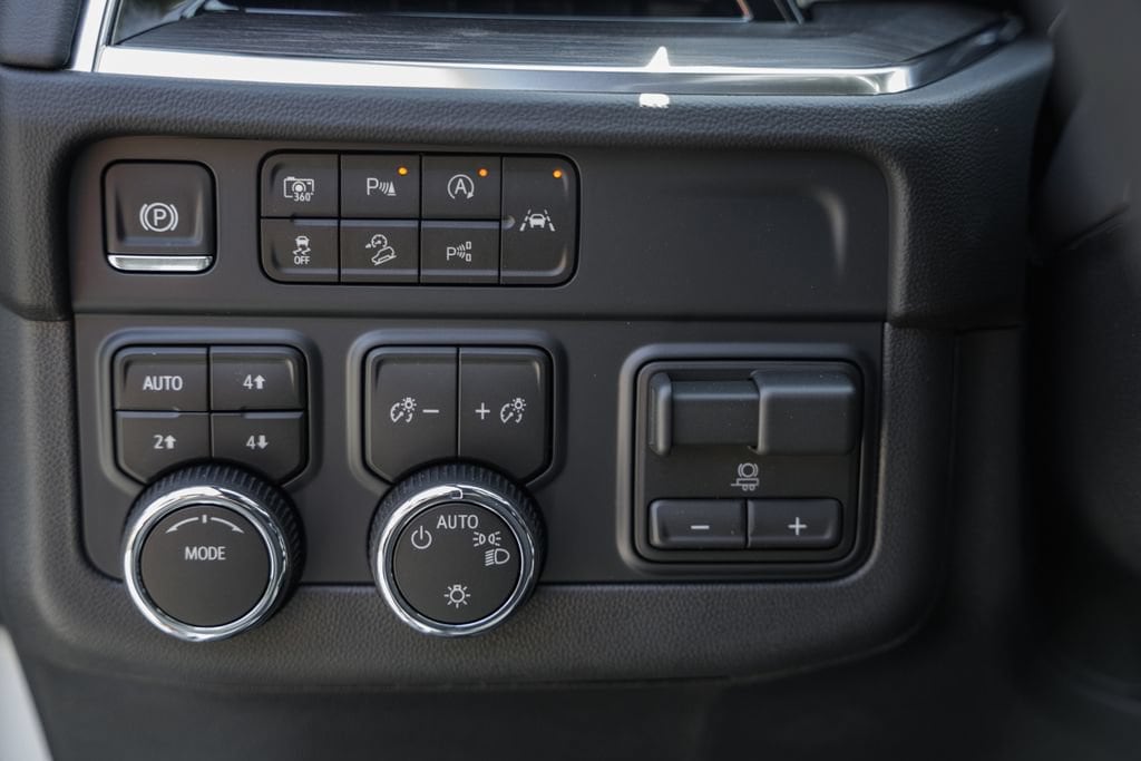 2026 Chevrolet Tahoe LS - Photo 36