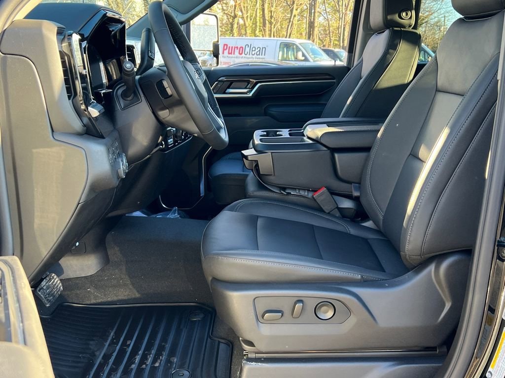 2026 Chevrolet Silverado 2500 HD LT - Photo 11