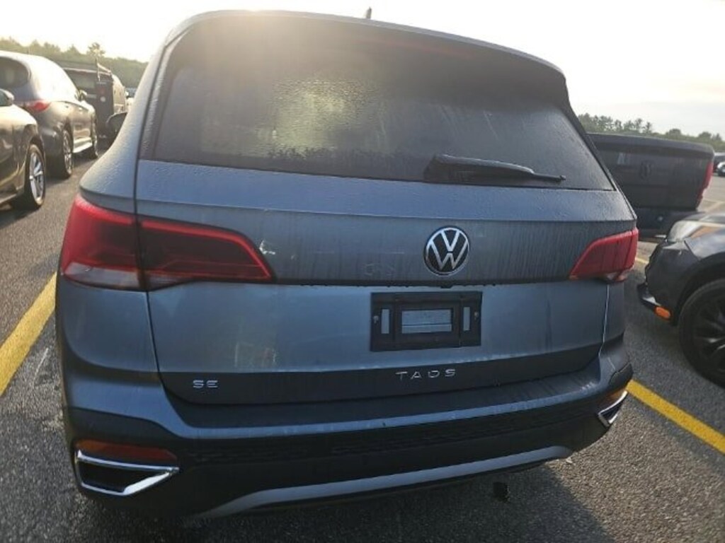 Used 2024 Volkswagen Taos SE SUV