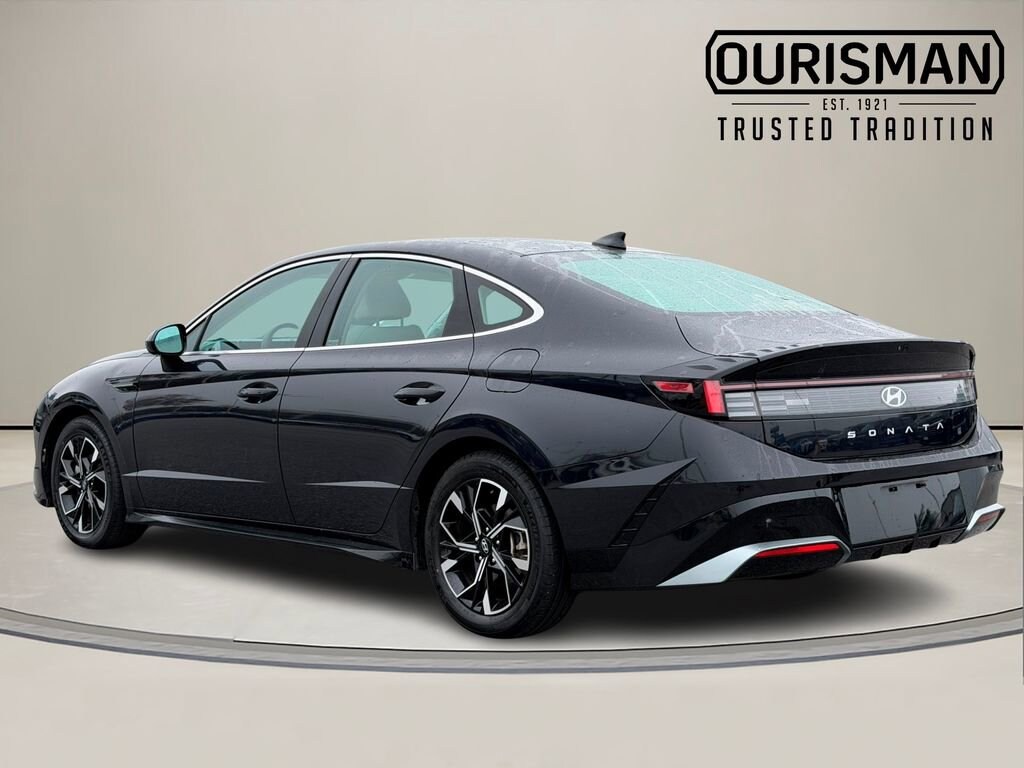 Used 2024 Hyundai Sonata SEL Sedan