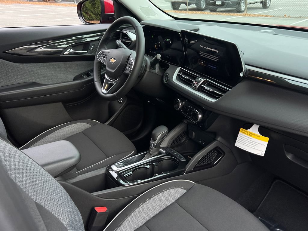 2026 Chevrolet Trailblazer LT - Photo 9