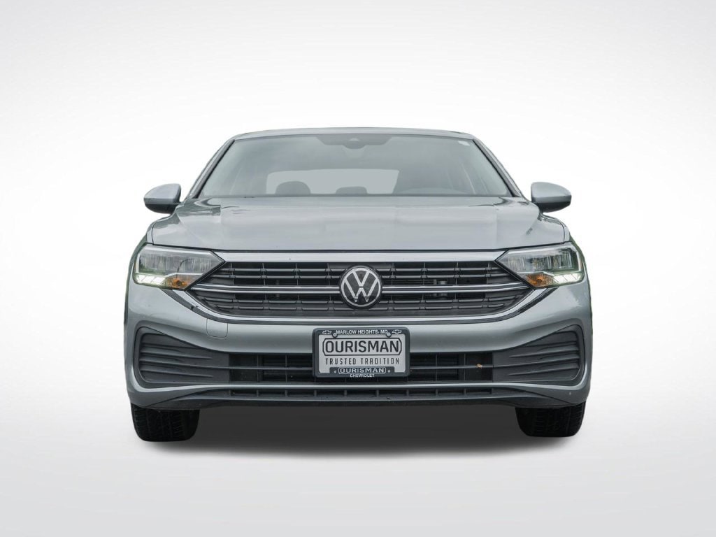 Used 2024 Volkswagen Jetta S with VIN 3VW5M7BU8RM089939 for sale in Temple Hills, MD