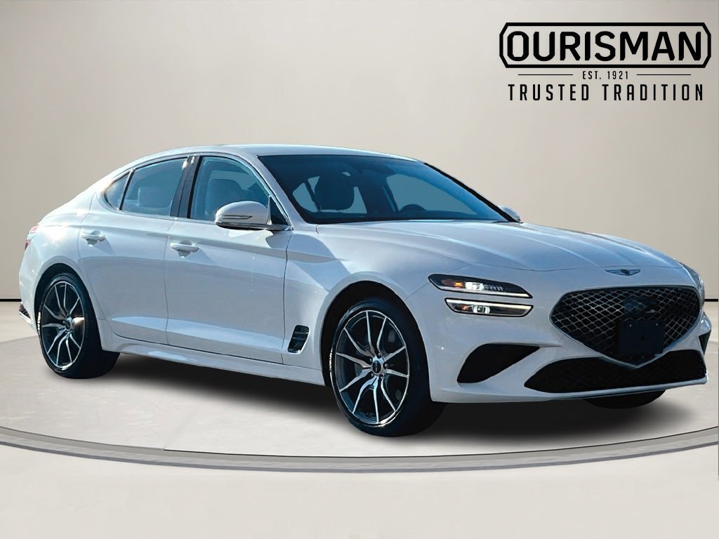 2024 GENESIS G70 Standard's photo