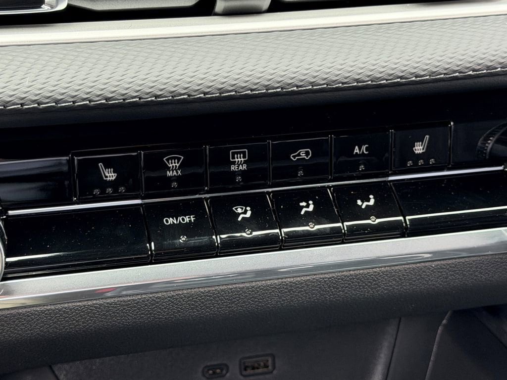 2026 Chevrolet Equinox LT - Photo 21