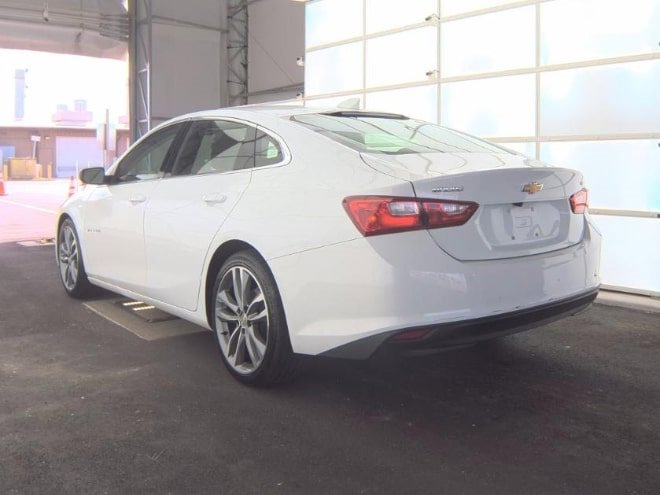 2023 Chevrolet Malibu 1LT photo 4