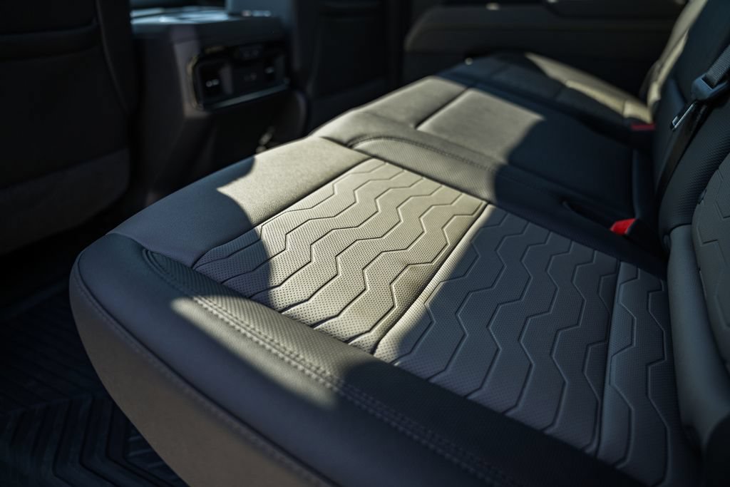 2026 Chevrolet Silverado 1500 ZR2 - Photo 31
