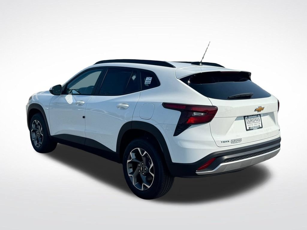 2026 Chevrolet Trax LT - Photo 7