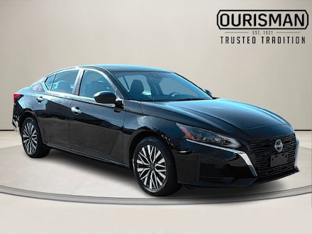 2024 Nissan Altima 2.5 SV Sedan