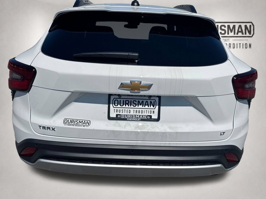 2026 Chevrolet Trax LT - Photo 8