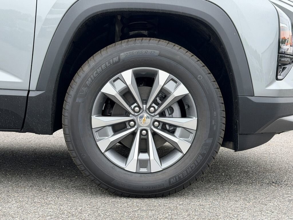New 2026 Chevrolet Equinox LT SUV