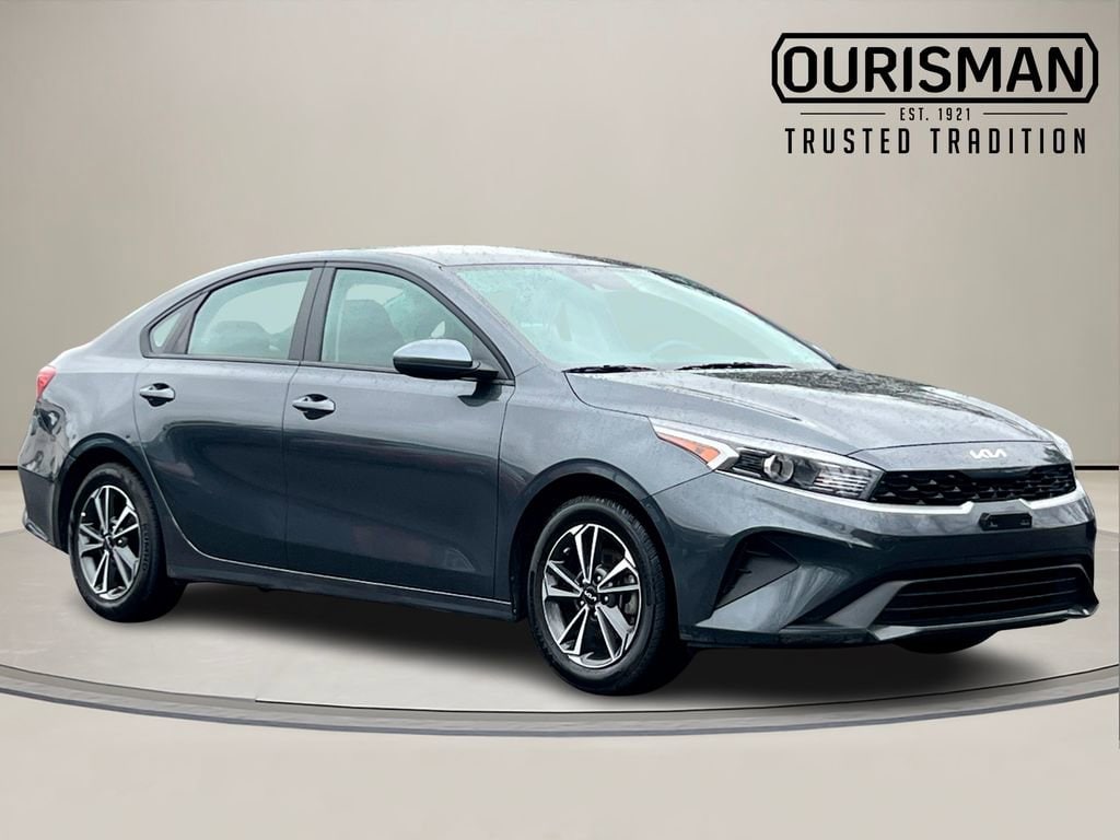 Used 2024 Kia Forte LXS Sedan