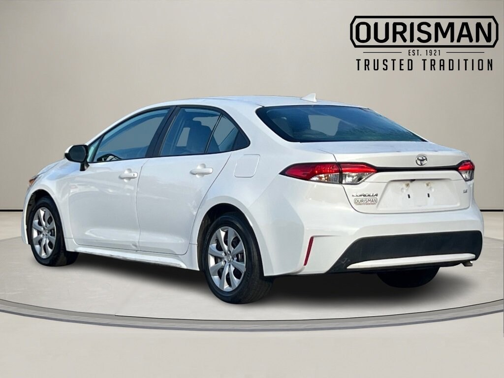 Used 2022 Toyota Corolla LE Sedan
