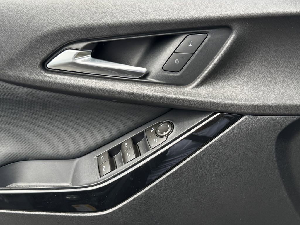 2026 Chevrolet Equinox LT - Photo 30