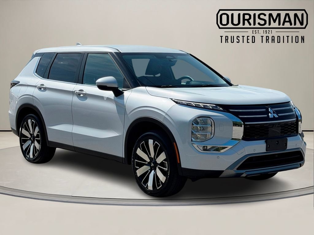 2025 Mitsubishi Outlander SE S-AWC's photo