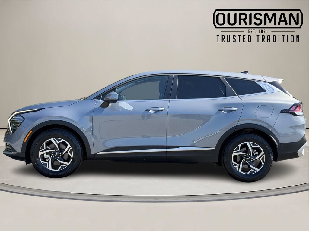 Used 2025 Kia Sportage LX SUV