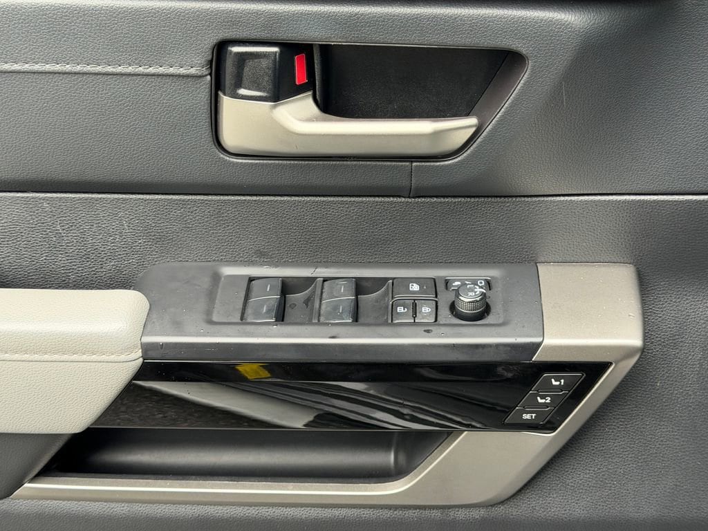 2023 Toyota Tundra Limited - Photo 34